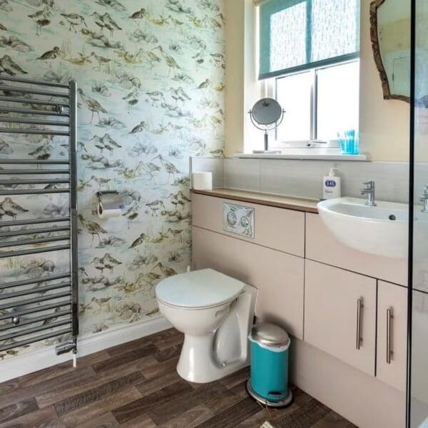 Shower room and loo, 6 Grant Crescent Dornoch