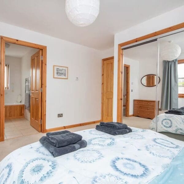 Bedroom with ensuite, Lower Whinhill, Dornoch