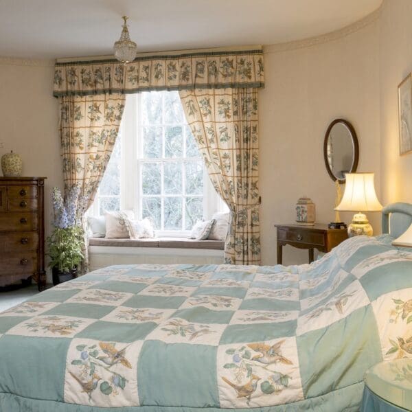 Double bedroom with blue decor