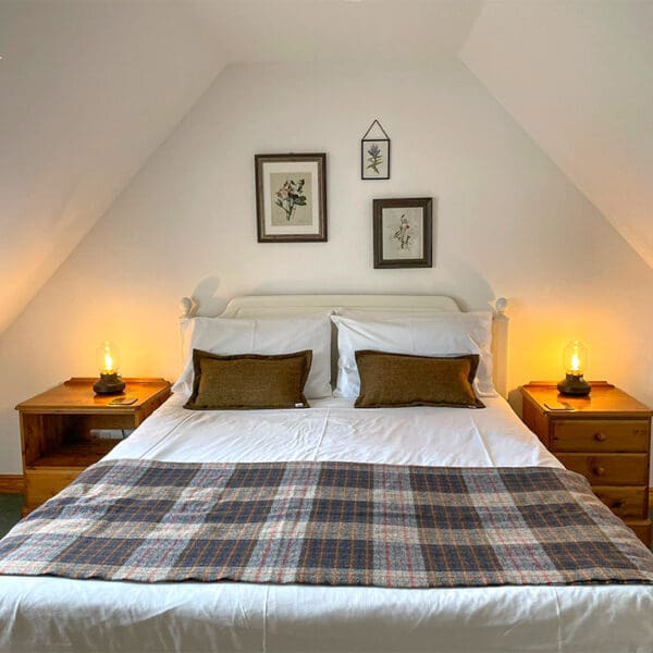 Double bedroom, Glenmuir Cottage, Dornoch